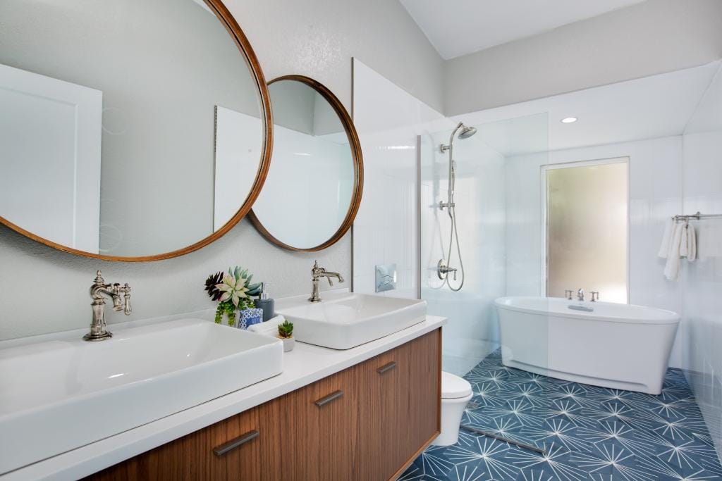 Clay Imports Featured On HGTV Desert Flippers