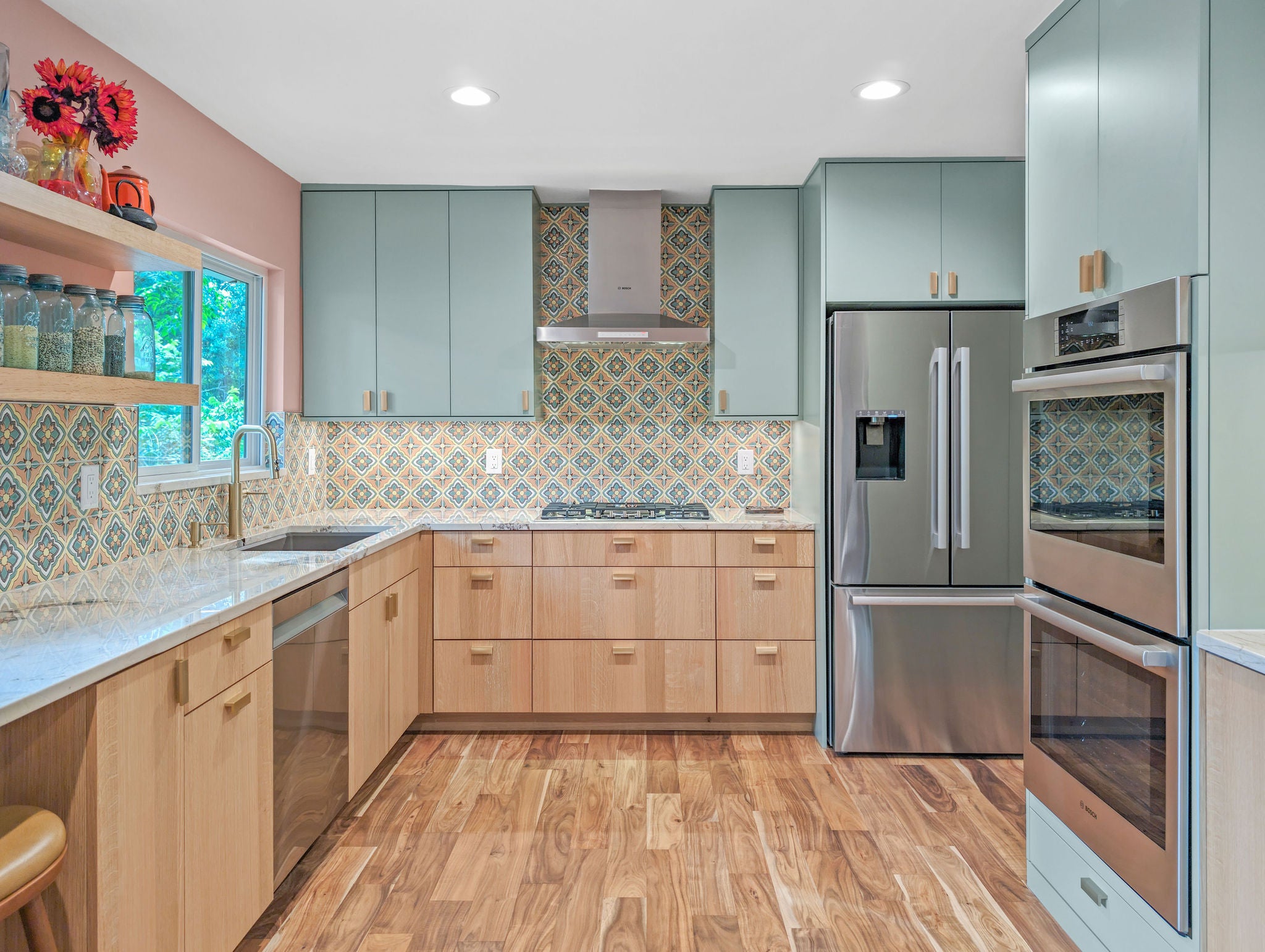 5 Tips on Matching Countertop and Backsplash for a Cohesive Kitchen Design