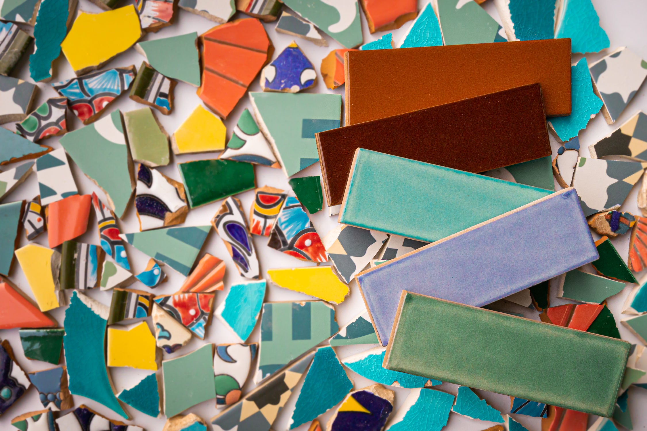Turning Plastic Waste into 100% Recycled Tiles ♻️ 