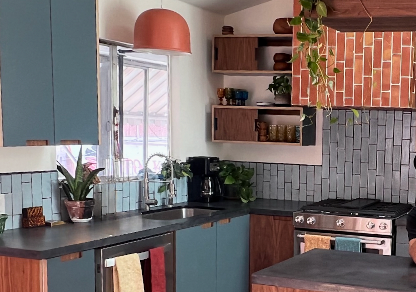 Thin Brick Antique Satin 2.5x8