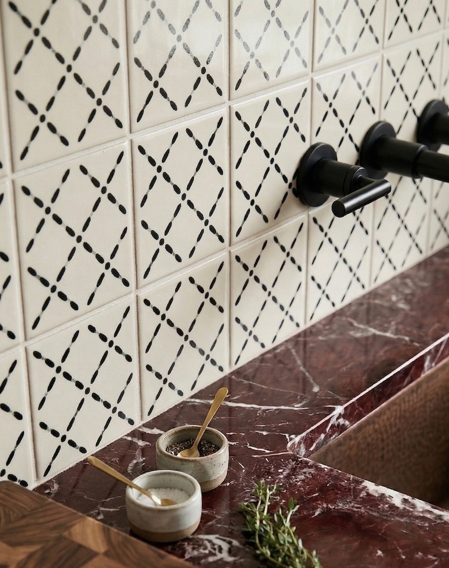 Anejo Crossdrop 4.25x4.25