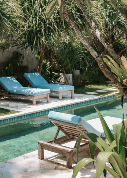 Conectada Midnight Pool Waterline