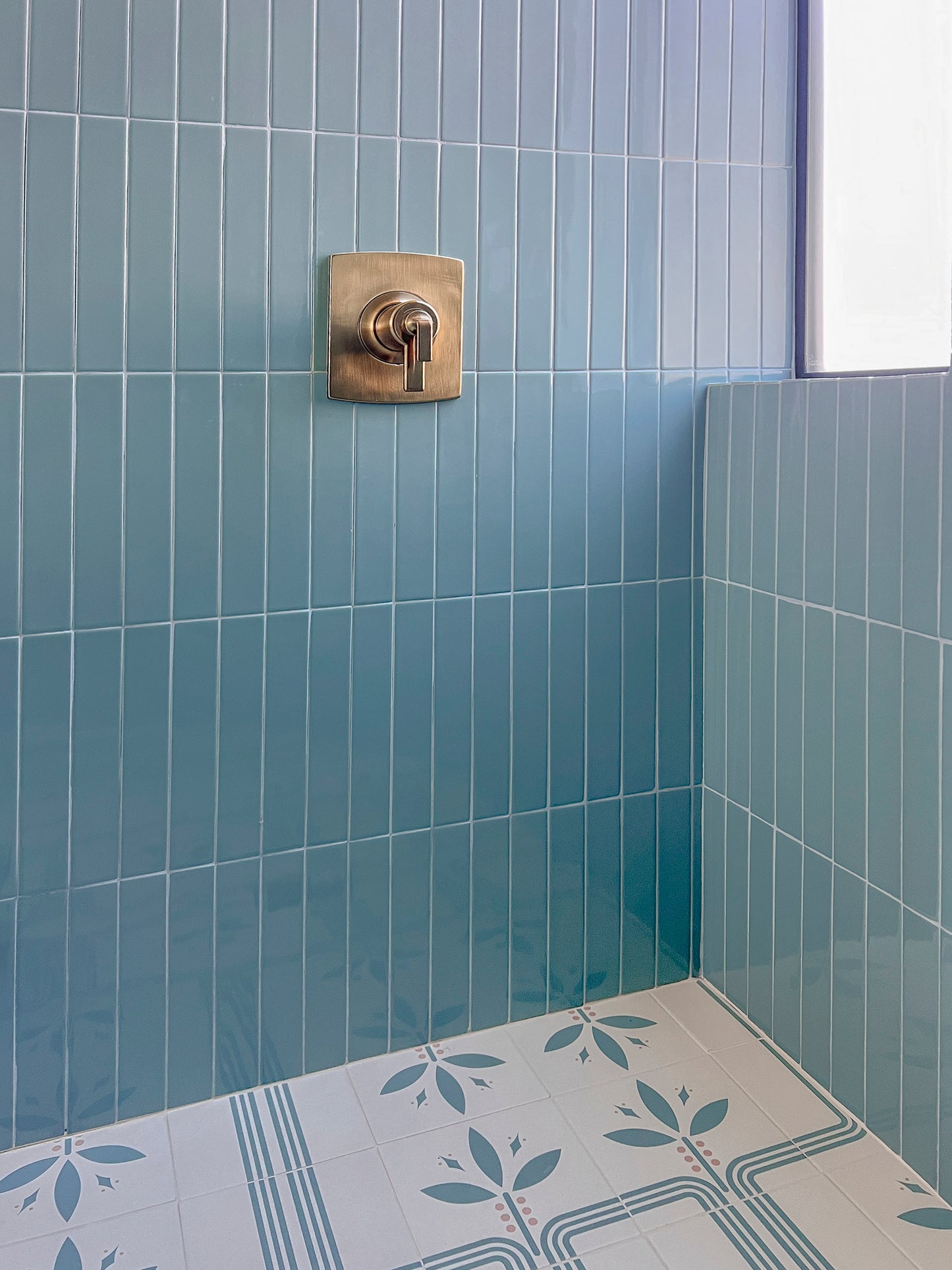 Design Rock Paper Build