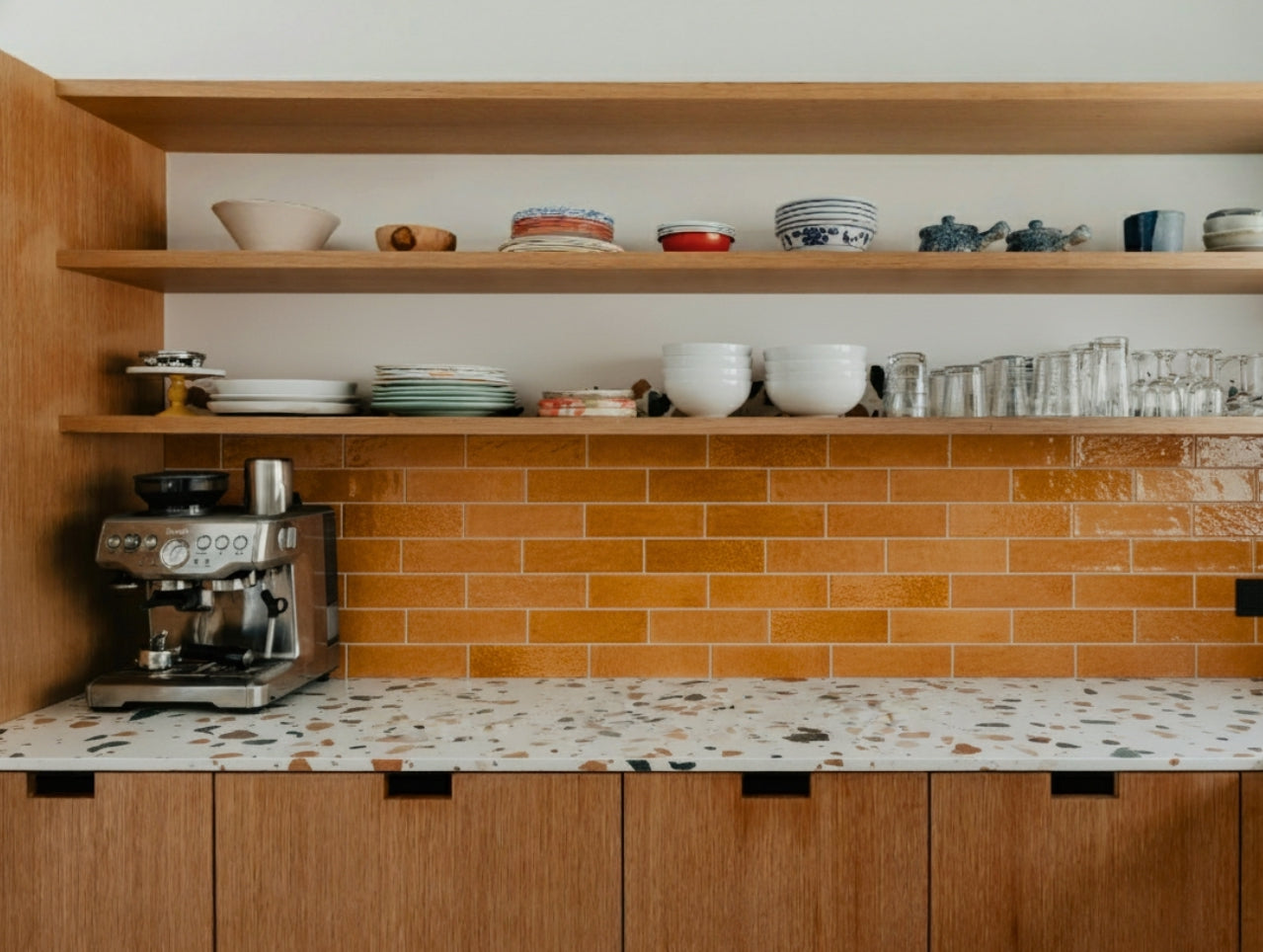 Glazed Thin Brick Terra Crackle 2.5x8