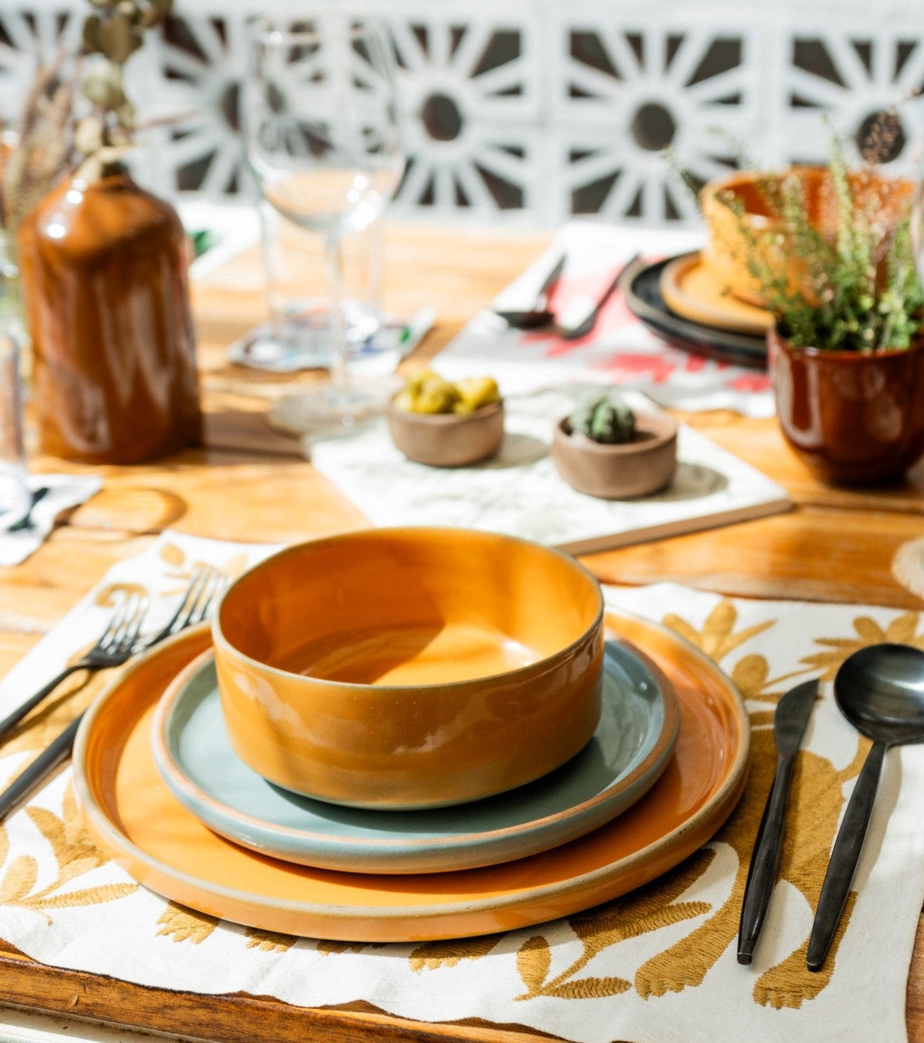 Otomí Embroidered Placemat – Clay Imports