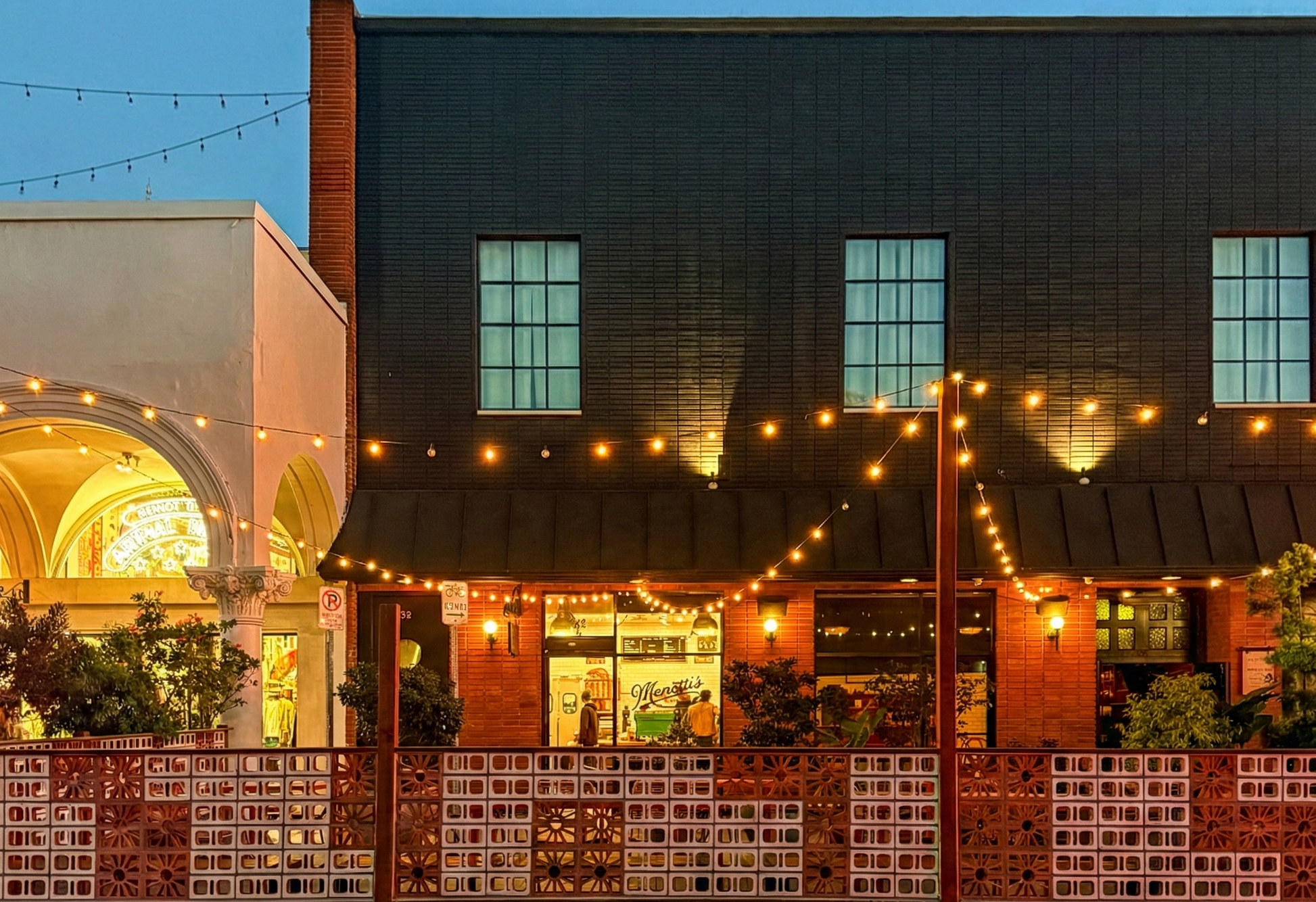 Design Nathalie Chapple | Menotti's Venice Beach