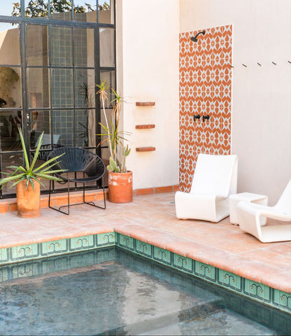 Relief Conectada Jade Pool Waterline