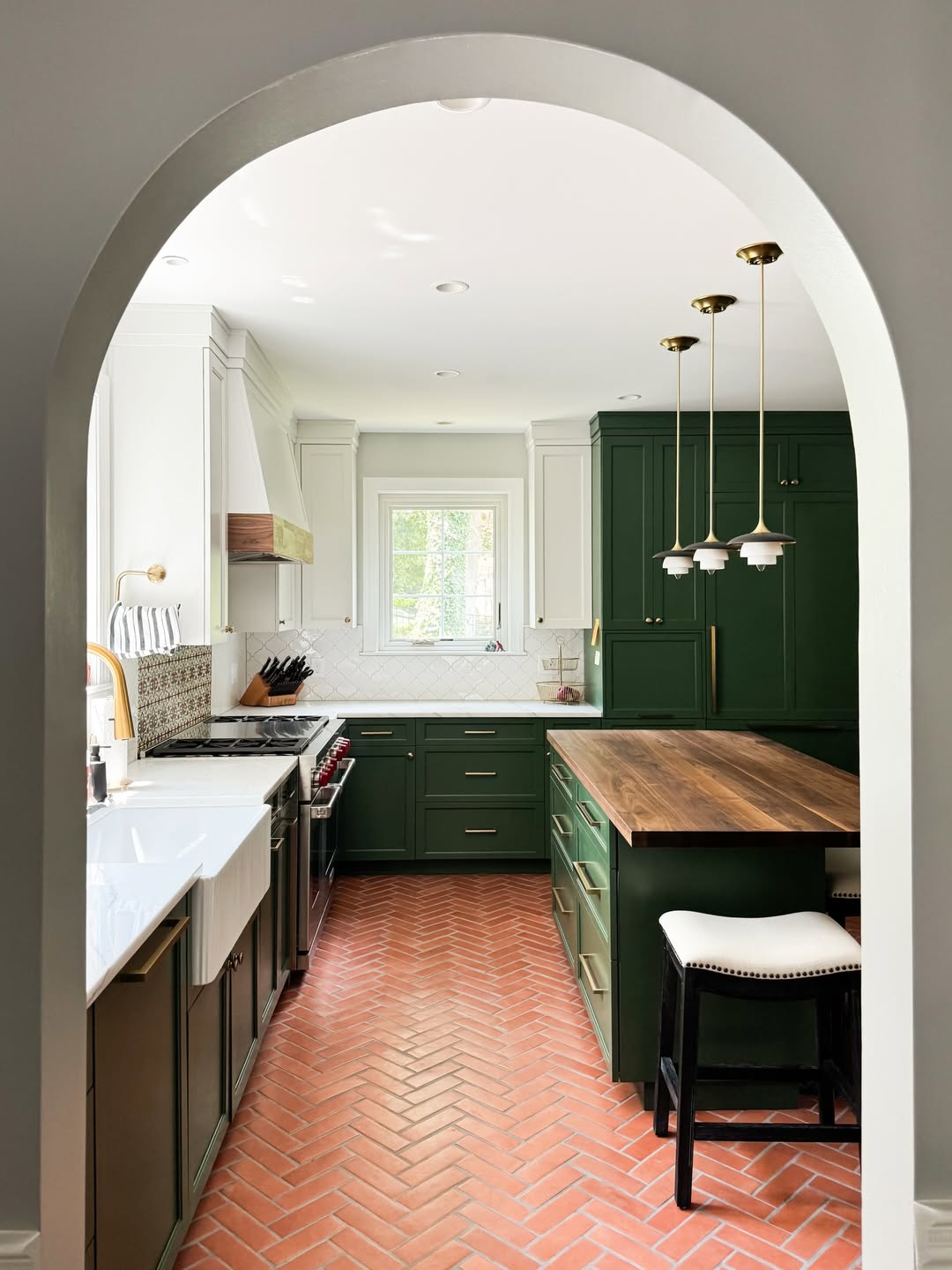 Build F. E. Trainer Construction | Design Jessica Coleman & Exact Tile | Install Exact Tile