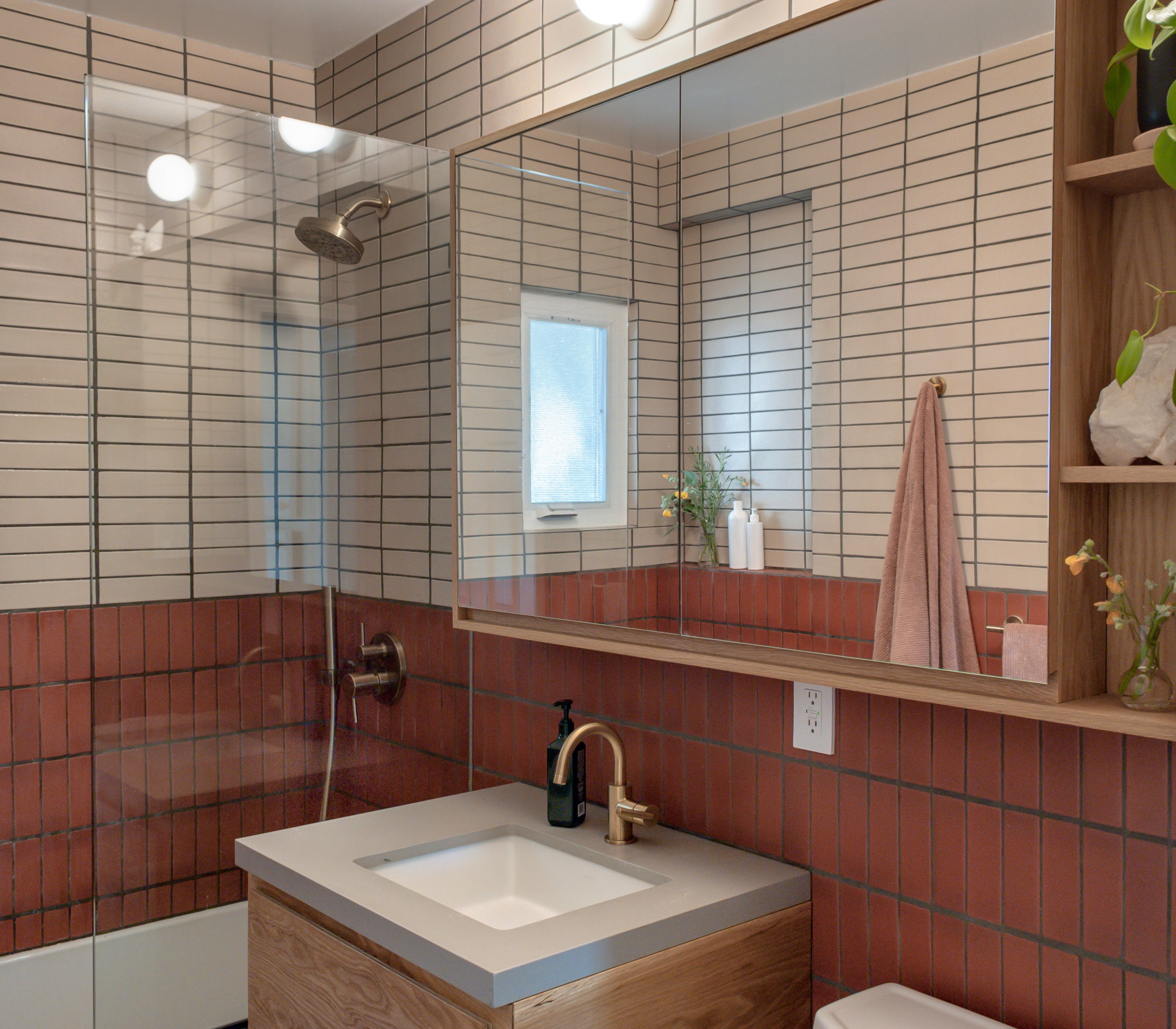 モモナチュラル SLIM WAGON TILE Zellij Distressed Subway Tile Cotto Matte 2.8x11