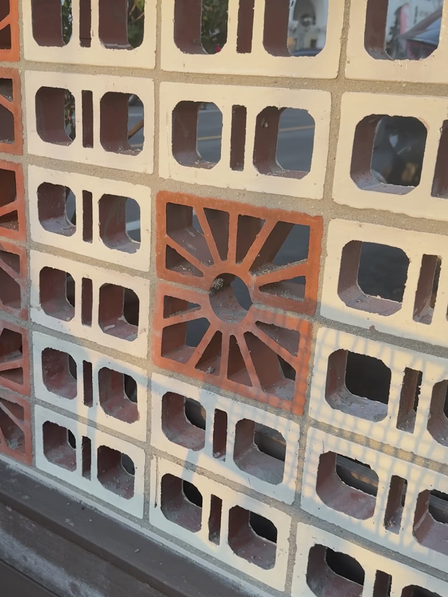 Menottis  LA | Design Cool Brands Hot Club | Nathalie Chappel