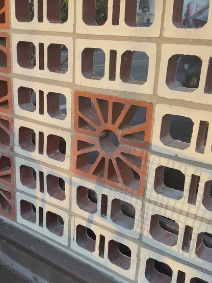 Menottis  LA | Design Cool Brands Hot Club | Nathalie Chappel